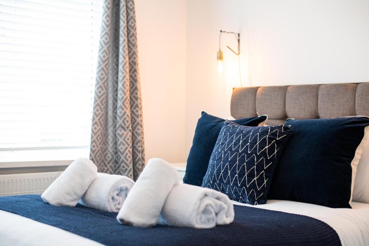 Off Road Parking, Garden, Smart Tv'S In All Rooms! Morriston Экстерьер фото